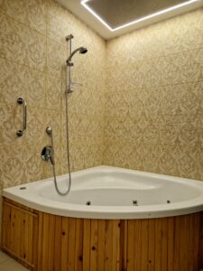 Jacuzzi