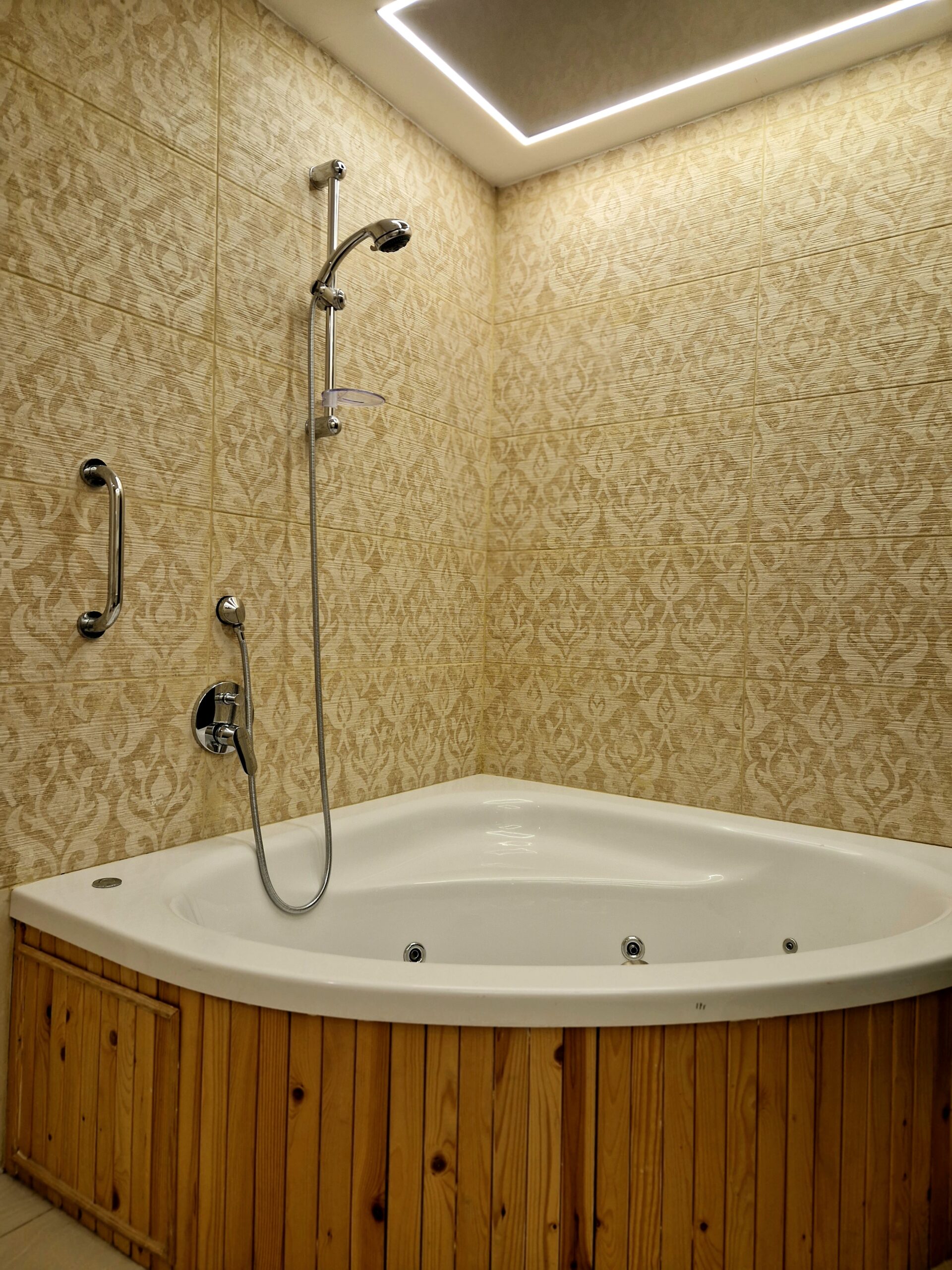Jacuzzi